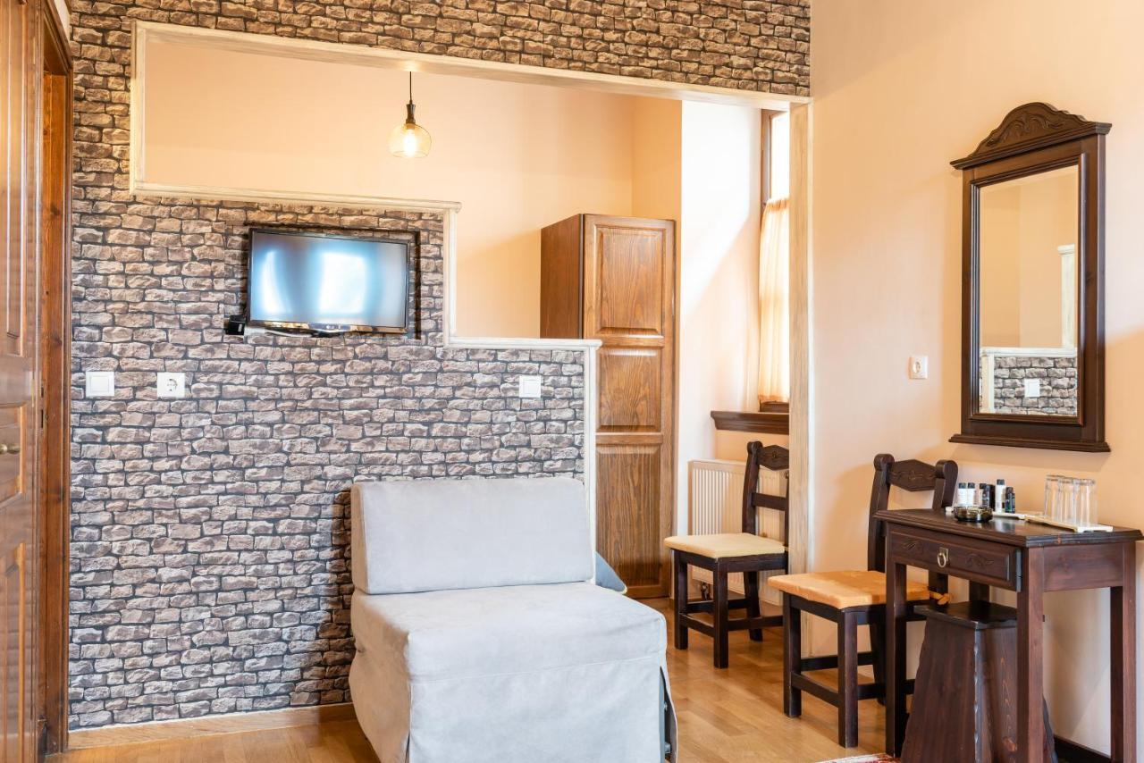 Kaza Guesthouse Dimitsana Esterno foto