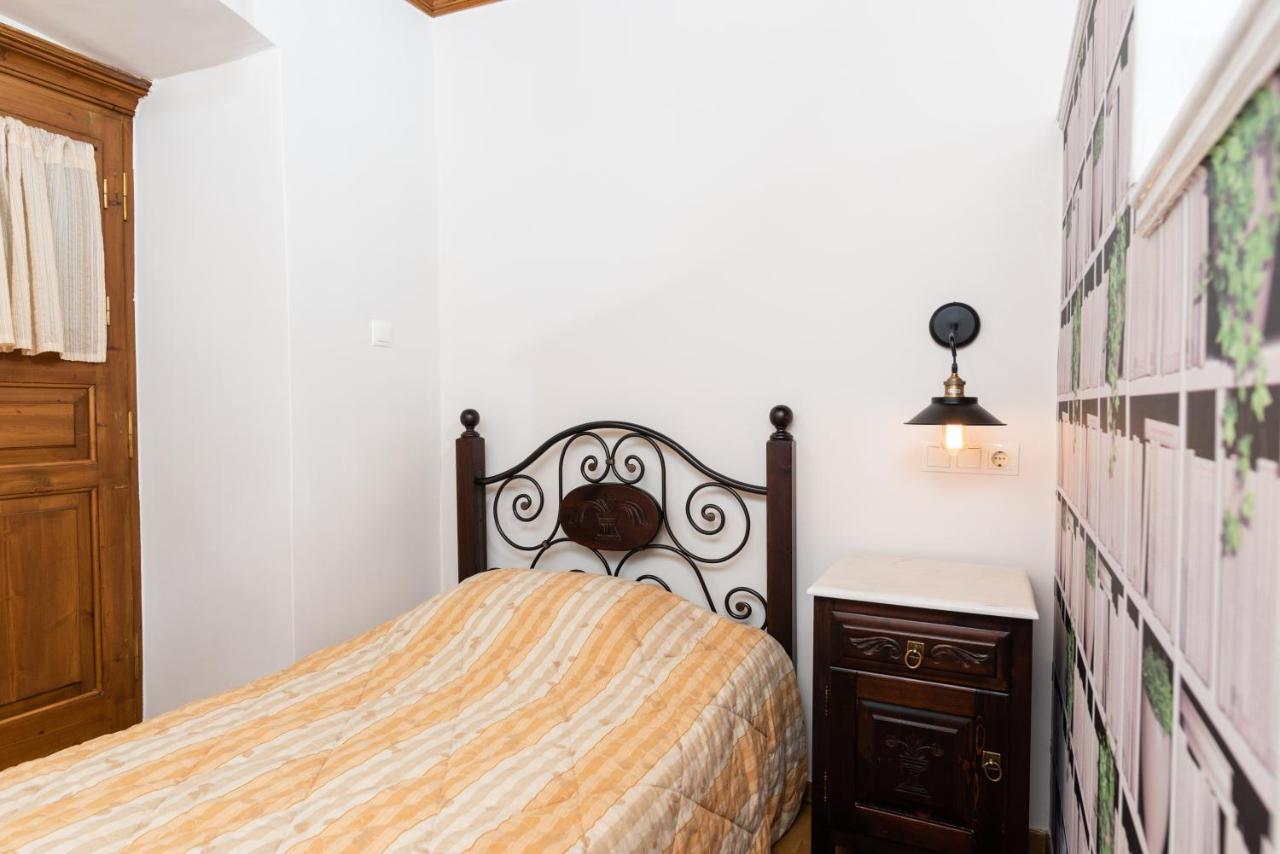 Kaza Guesthouse Dimitsana Esterno foto