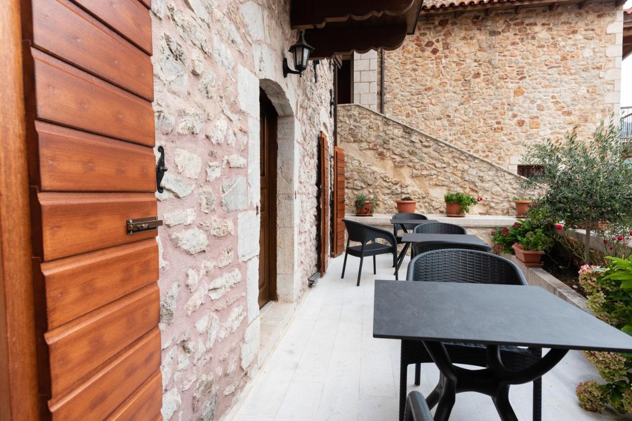Kaza Guesthouse Dimitsana Esterno foto