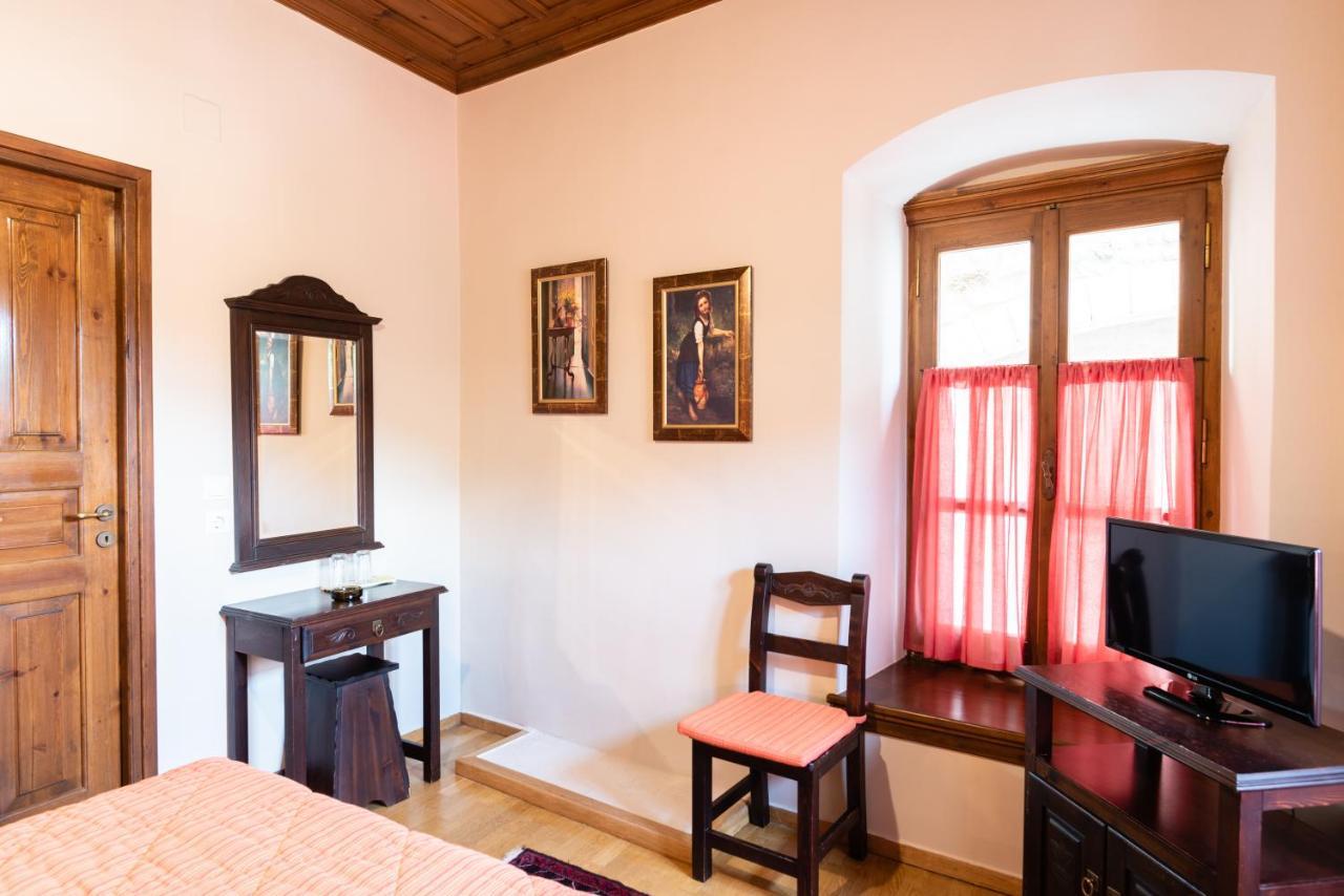 Kaza Guesthouse Dimitsana Esterno foto