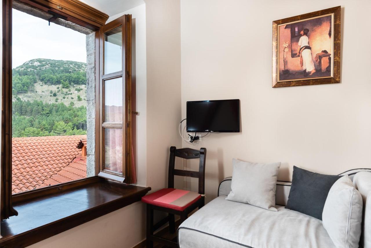 Kaza Guesthouse Dimitsana Esterno foto